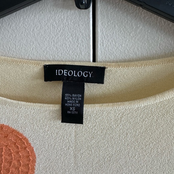 Ivory Long-Sleeve Top with Orange Accent - Picture 5 of 8